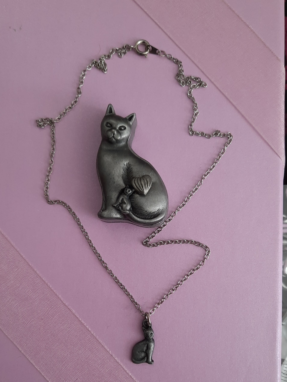 Torino Cat Trinket Box With Necklace And Earrings